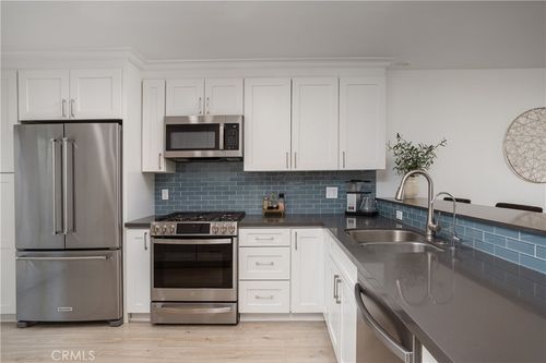17689 Los Jardines W, Fountain Valley, CA, 92708 | Card Image