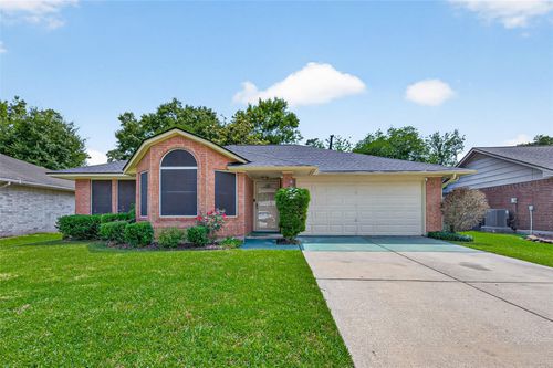 2502 Old Oak Ln, Kingwood, TX, 77339-1076 | Card Image