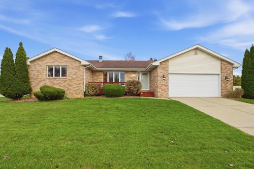 8651 Fulton Pl, Crown Point, IN, 46307 | Card Image