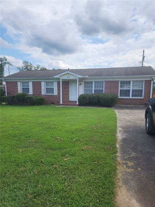 313 W South 4th St, Seneca, SC, 29678-3361 | Card Image