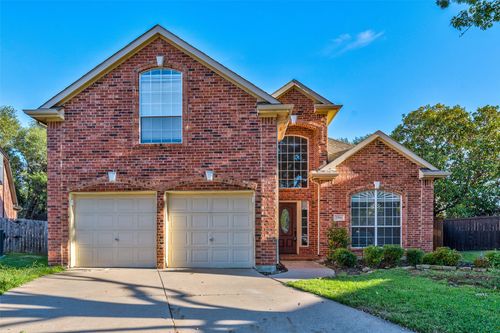 2916 Raven Cir, Flower Mound, TX, 75022-7812 | Card Image