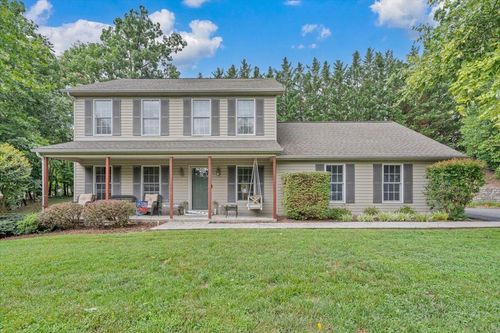 239 Pin Oak Dr, Blue Ridge, VA, 24064-1228 | Card Image
