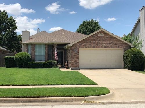 2118 Stoneridge Dr, Keller, TX, 76248-5600 | Card Image