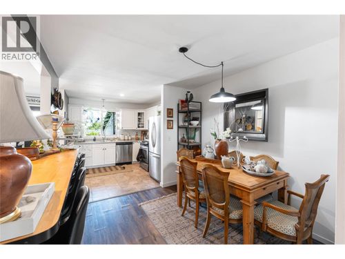 207-290 Highway 33 E, Kelowna, BC, V1X2A3 | Card Image