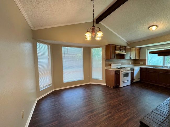 1107 Spearson Ln, House other with 3 bedrooms, 2 bathrooms and 2 parking in Austin TX | Image 27
