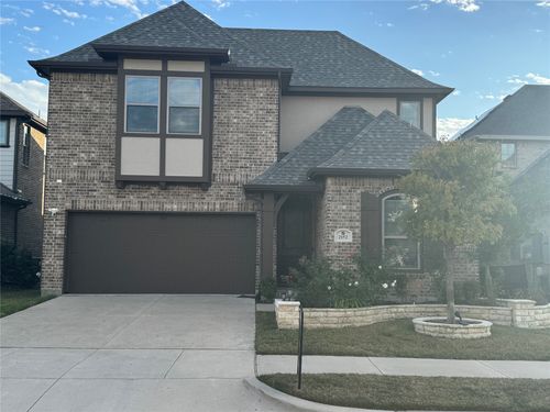 2152 Hermann Ln, Carrollton, TX, 75010-4352 | Card Image