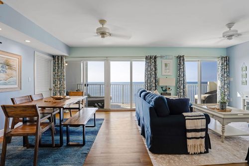 ph-701-200 Wrenn St, Tavernier, FL, 33070-2347 | Card Image