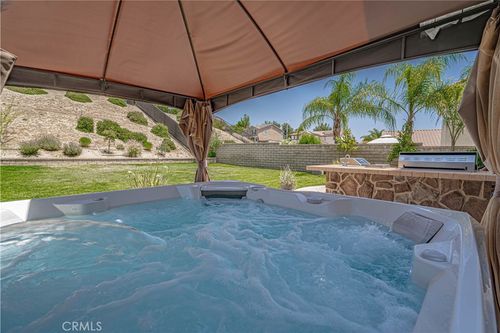 28217 Alton Way, Castaic, CA, 91384-3803 | Card Image