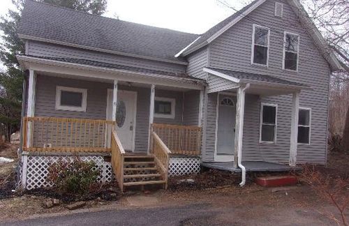 5 Thornton Dr, Dannemora, NY, 12929-7779 | Card Image