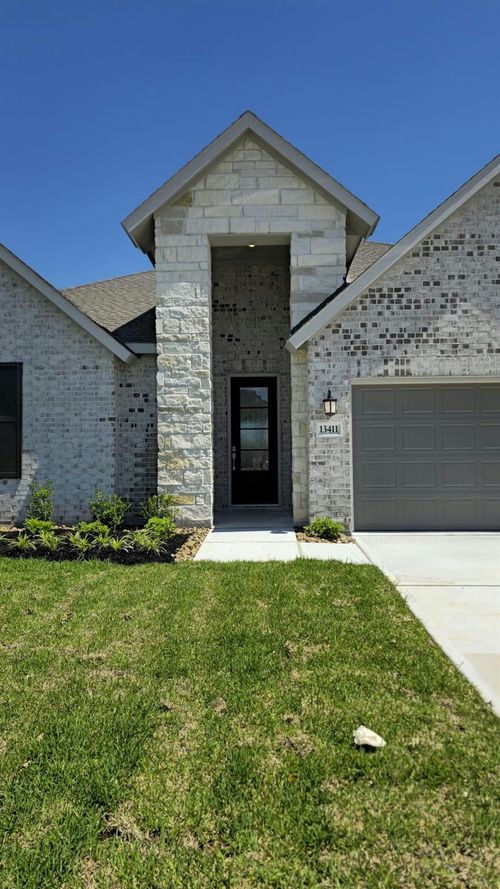 13411 Harbour Point Dr, Texas City, TX, 77568-2392 | Card Image