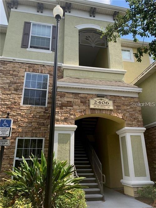 104-2406 Courtney Meadows Ct, TAMPA, FL, 33619-8511 | Card Image