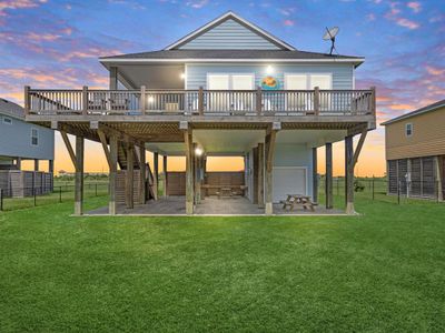 2287 Lobster, House other with 3 bedrooms, 2 bathrooms and null parking in Crystal Beach TX | Image 2