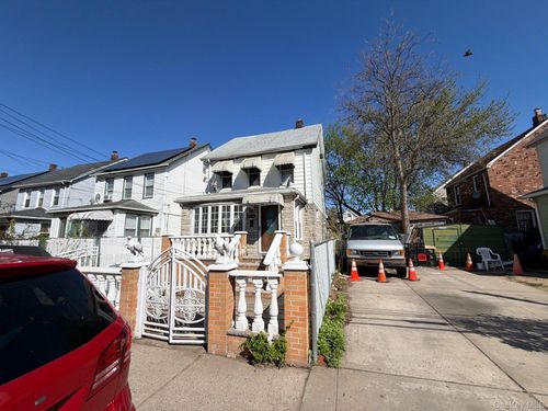 191-37 Murdock Ave, Saint Albans, NY, 11412-2429 | Card Image
