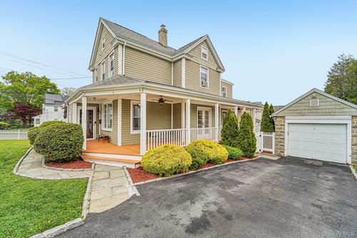 668 Valley Ave, Yonkers, NY, 10703-1631 | Card Image