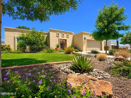 744 El Parque Dr, El Paso, TX, 79912-1712 | Card Image