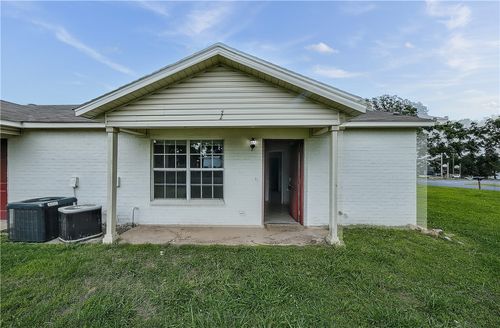 1-102 Nw Park St, Bentonville, AR, 72712-4462 | Card Image