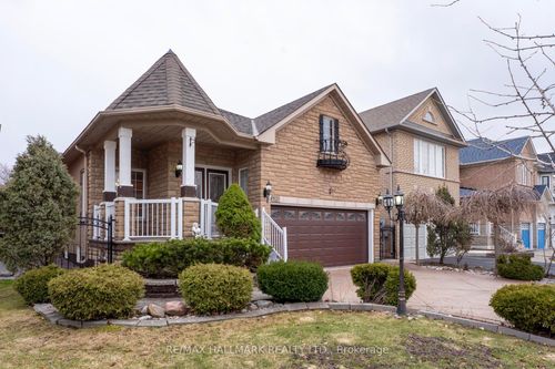 13 Briar Path Lane, Markham, ON, L6C2C3 | Card Image