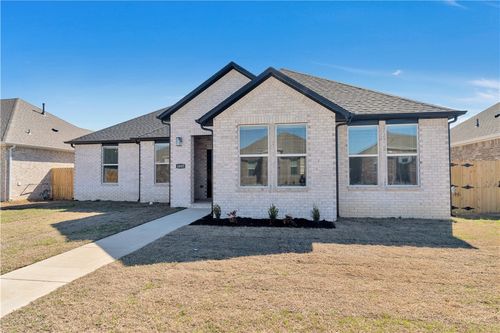 4805 W Sturgeon St, Fayetteville, AR, 72701 | Card Image