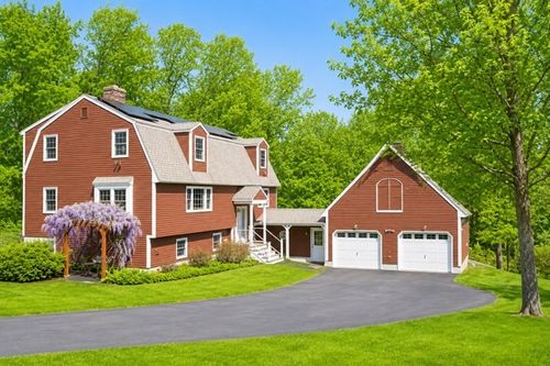 9 Cyndy Ln, Millbury, MA, 01527-1540 | Card Image