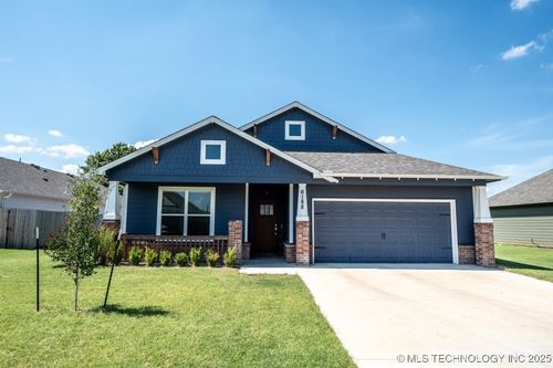 6188 S 320th East Ave, Broken Arrow, OK, 74014-5645 | Card Image