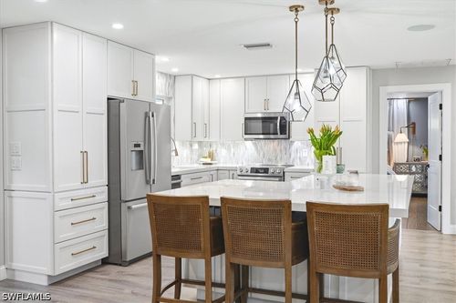 631 5th Street Sw, Naples, FL, 34117 | Card Image