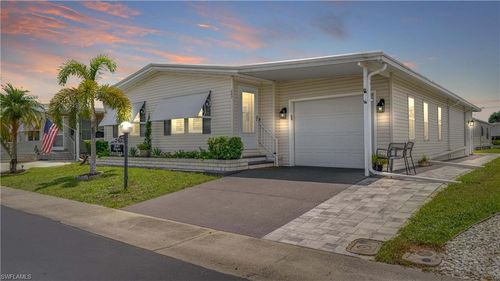 247 Lakeside Dr, NORTH FORT MYERS, FL, 33903-5650 | Card Image