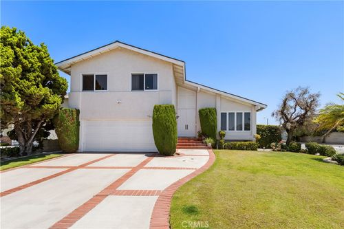 3600 Marigold St, Seal Beach, CA, 90740-3115 | Card Image