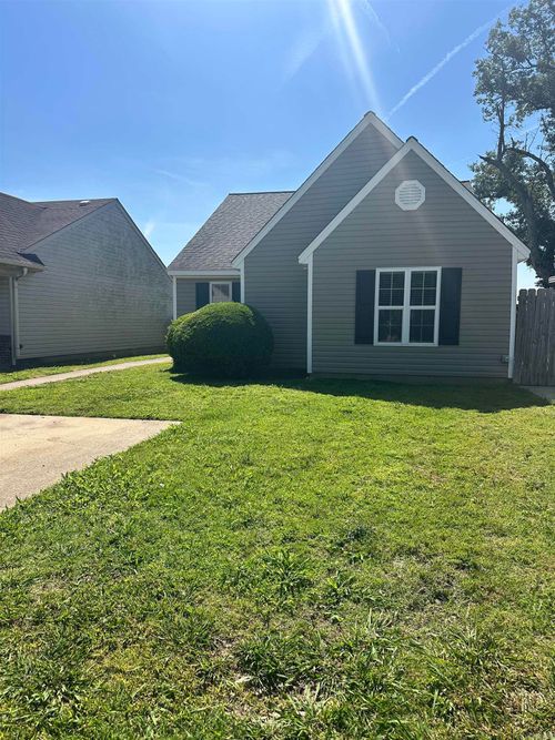 117 Sequoia St, Wynne, AR, 72396-3700 | Card Image