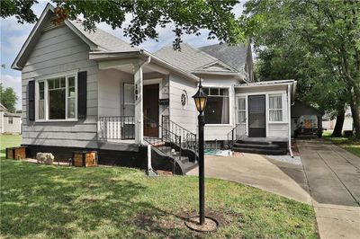 107 W 2nd Avenue, House other with 3 bedrooms, 2 bathrooms and null parking in Garnett KS | Image 1