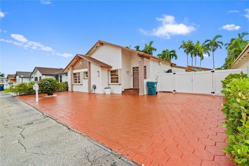 9737 Sw 7th St, Miami, FL, 33174-1868 | Card Image