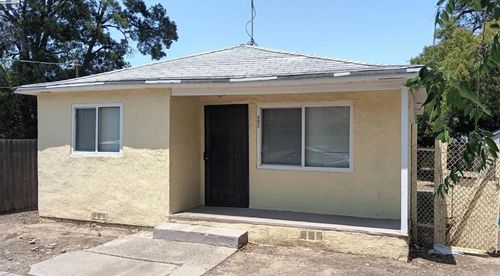 492 Pullman Ave, Bay Point, CA, 94565-1626 | Card Image