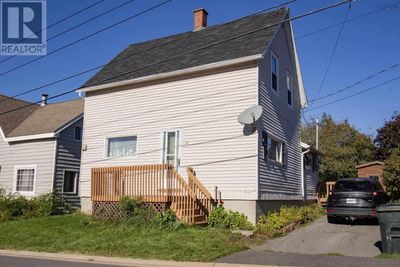 36 Chapel St, House other with 3 bedrooms, 2 bathrooms and null parking in Springhill NS | Image 2