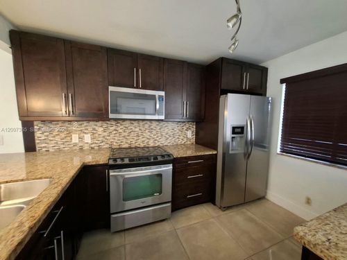 104-320 Racquet Club Rd, Weston, FL, 33326-1120 | Card Image