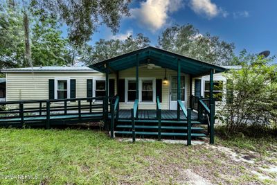 5531 Lassen Street, House other with 3 bedrooms, 2 bathrooms and null parking in Keystone Heights FL | Image 2