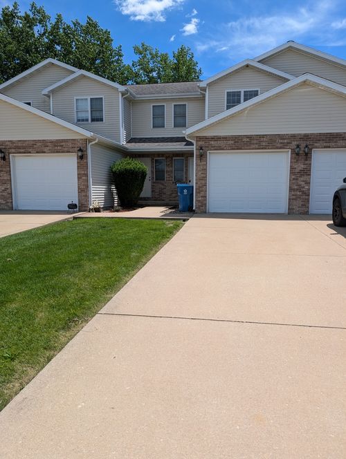 262 Sunset Boulevard, Oglesby, IL, 61348 | Card Image