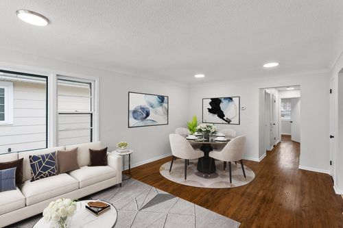 984 Armstrong Ave, Saint Paul, MN, 55102-3741 | Card Image