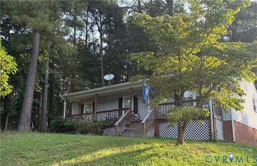 7032 Claybird Ln, Mechanicsville, VA, 23111-5206 | Card Image