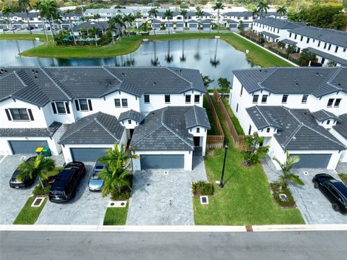 5838-4973 Peacock Way, Dania Beach, FL, 33312 | Card Image