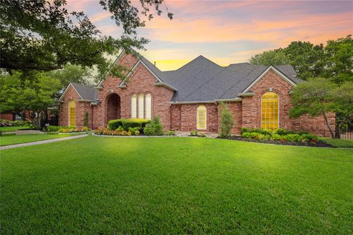 8005 Jefferson Cir, Colleyville, TX, 76034-6915 | Card Image