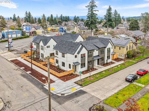 2938 Ne 62nd Ave, Portland, OR, 97213-3904 | Card Image