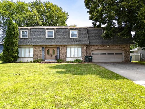 3331 Rosehill Ter, Waterloo, IA, 50701-4711 | Card Image