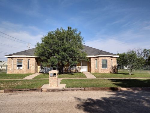 712 Plum St, Abilene, TX, 79601-5208 | Card Image