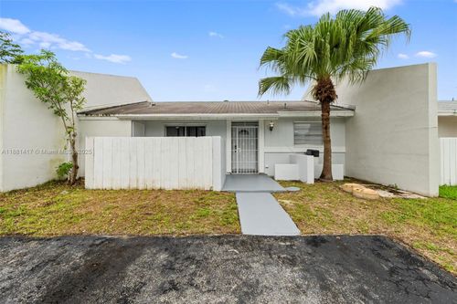 10387 Sw 209th Ln, Cutler Bay, FL, 33189-3612 | Card Image