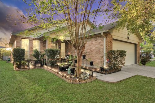 1611 Bob White St, Brookshire, TX, 77423-8913 | Card Image