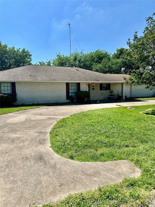 122 Shawna Dr, Durant, OK, 74701-8927 | Card Image