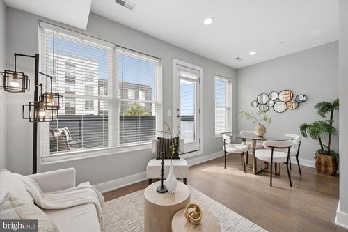 3-1632 K St Ne, WASHINGTON, DC, 20002-7673 | Card Image
