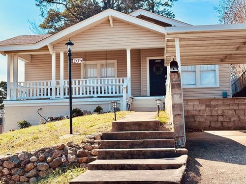 205 Reid Street, Hot Springs, AR, 71901 | Card Image