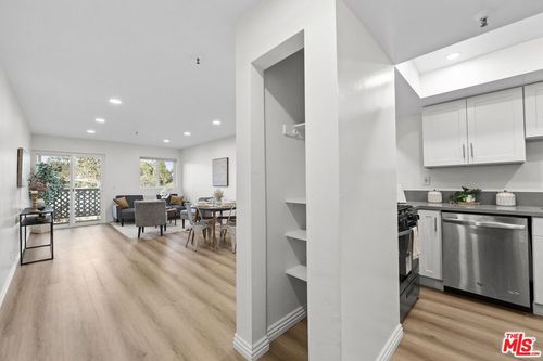 9-116 Marmion Way, South Pasadena, CA, 91030-2970 | Card Image
