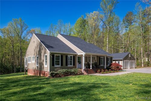 20031 Woodland Fox Ln, Rockville, VA, 23146-1556 | Card Image