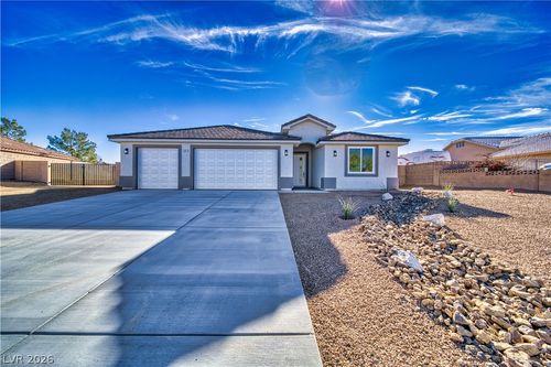 6861 Stubblefield Dr, Pahrump, NV, 89061-7747 | Card Image